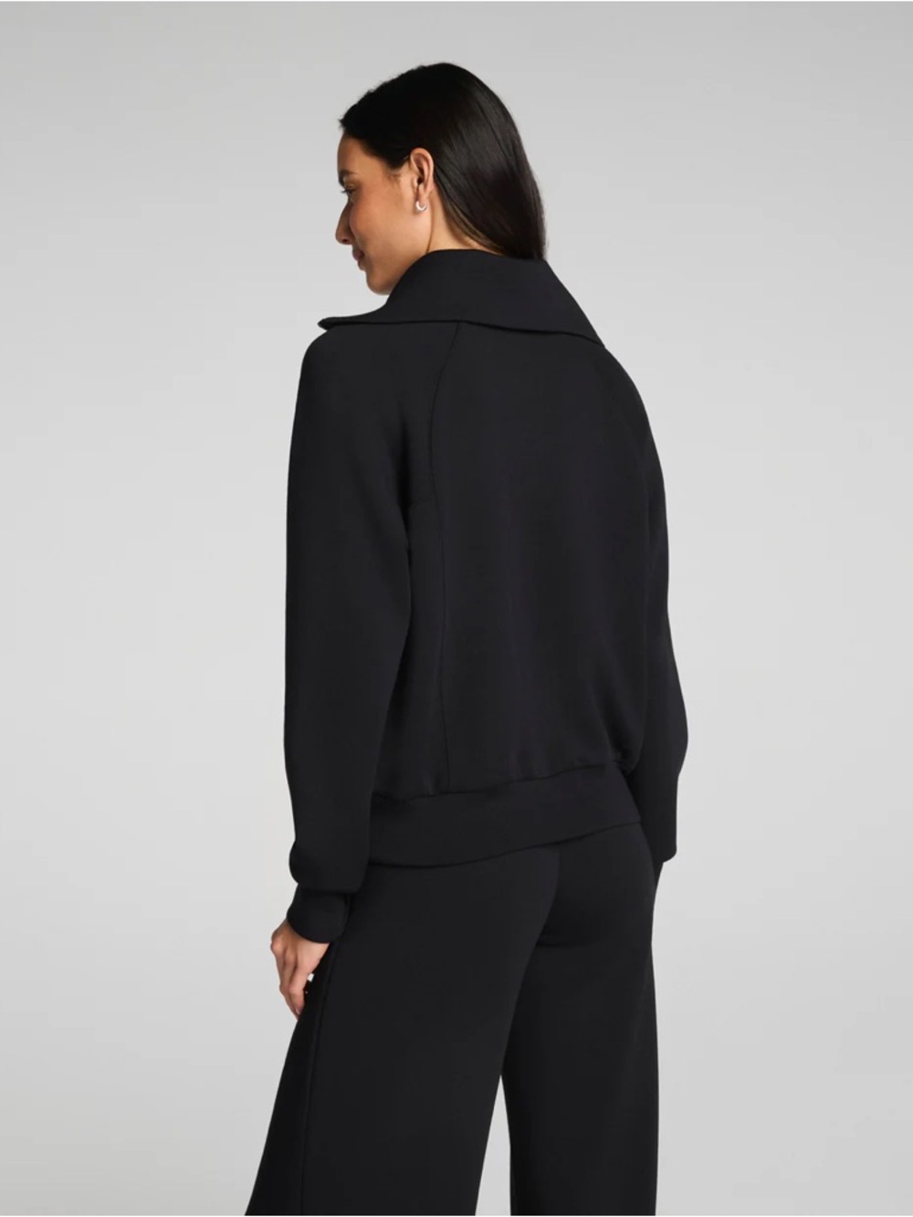 SPANX AirEssentials Half Zip in Black - Size Medium - Picture 2 of 6